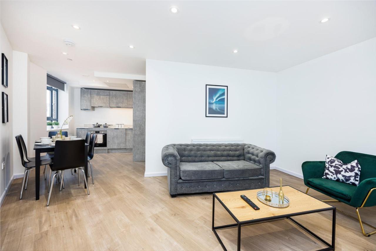 Cresta House - Modern Apartments Luton  Eksteriør billede